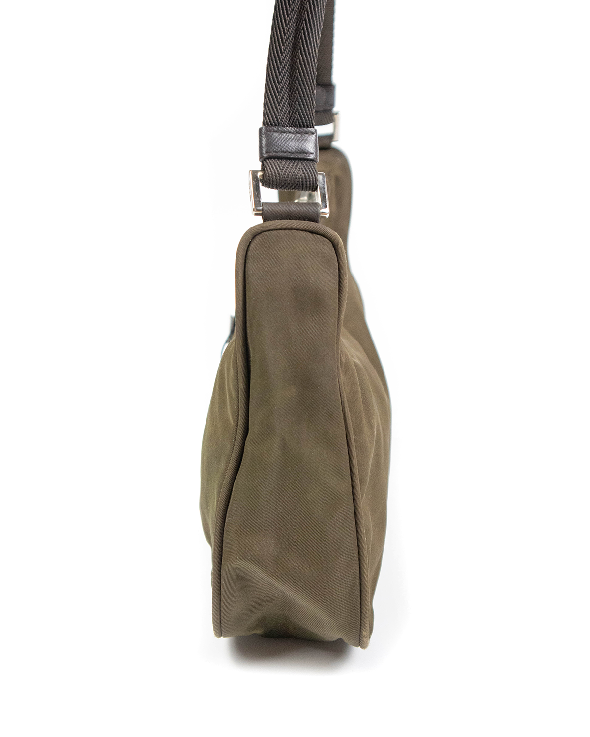 Prada – Nylon Hobo 2000 (22,5 x 7 x 17 cm)