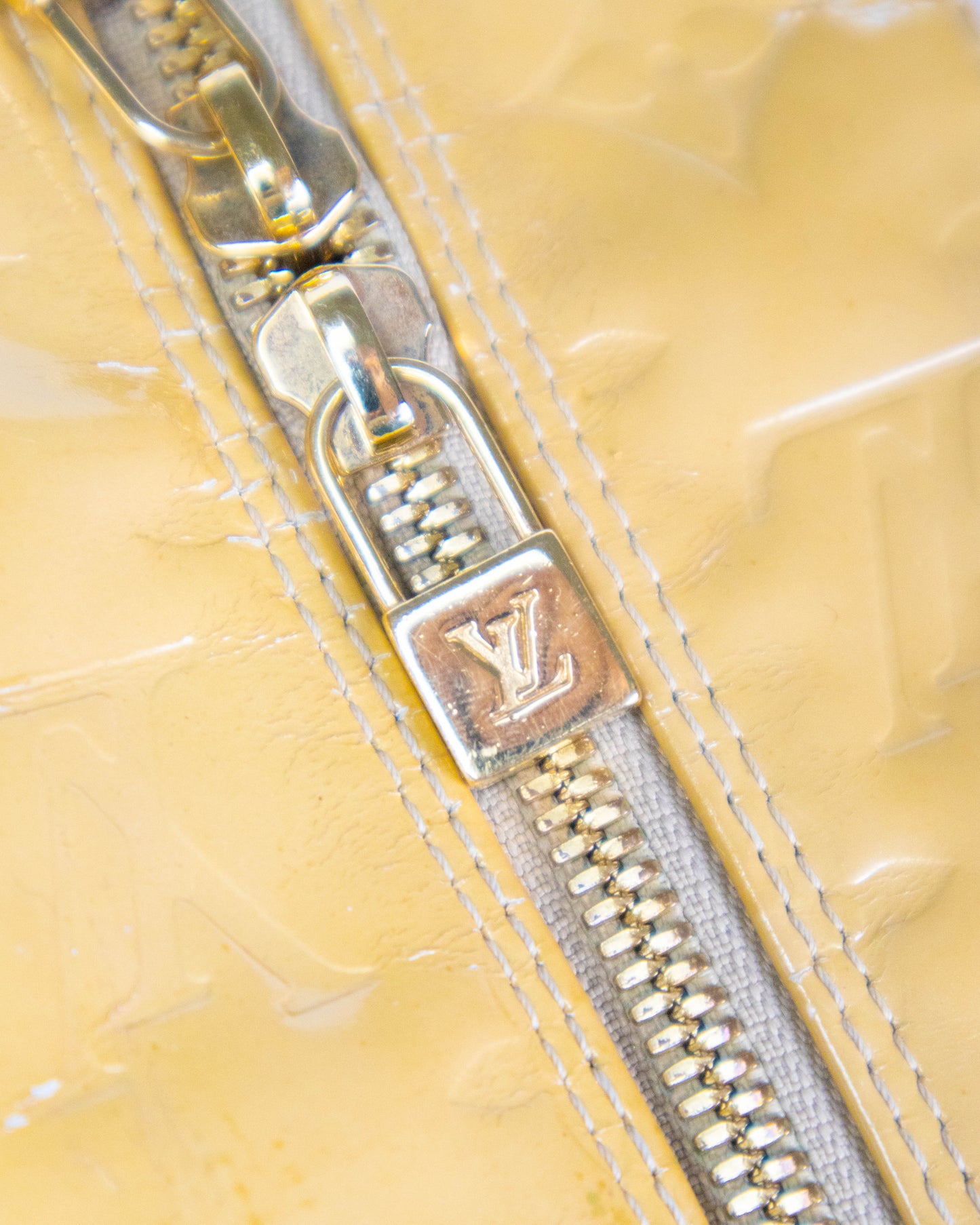 Louis Vuitton – Sac à main Bedford