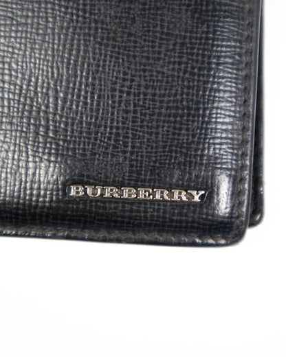 Burberry – Portefeuille (18 x 9,5 cm)