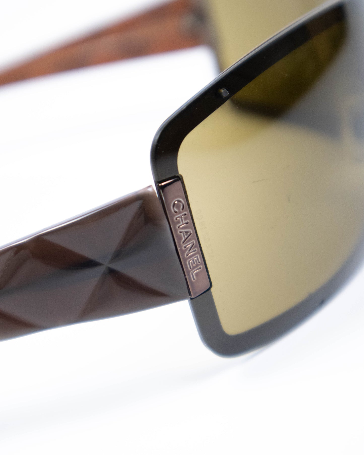 Chanel – Lunettes de soleil masque (Taille unique)
