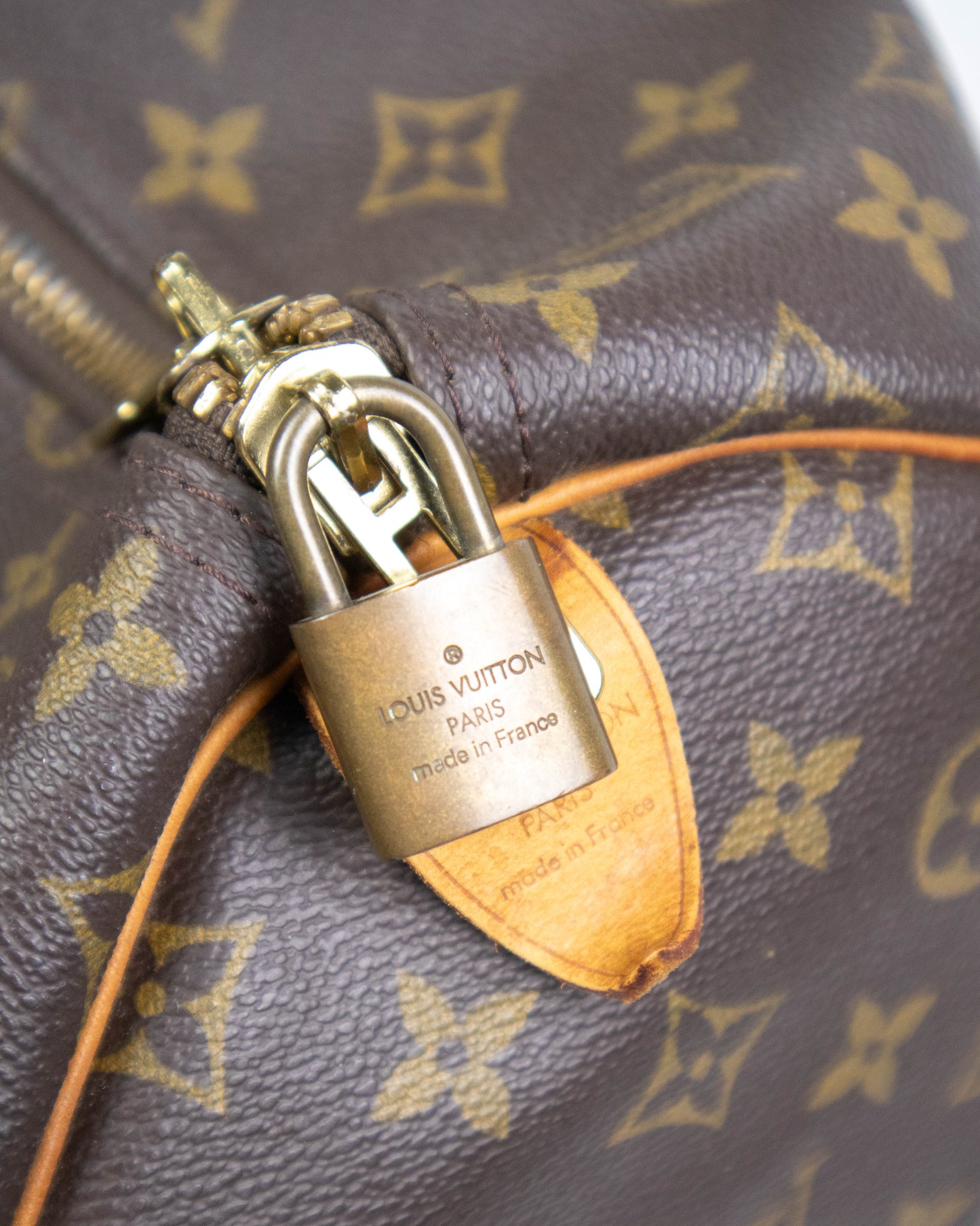 Louis Vuitton – Sac de voyage Keepall 55 (55 x 25 x 30 cm)