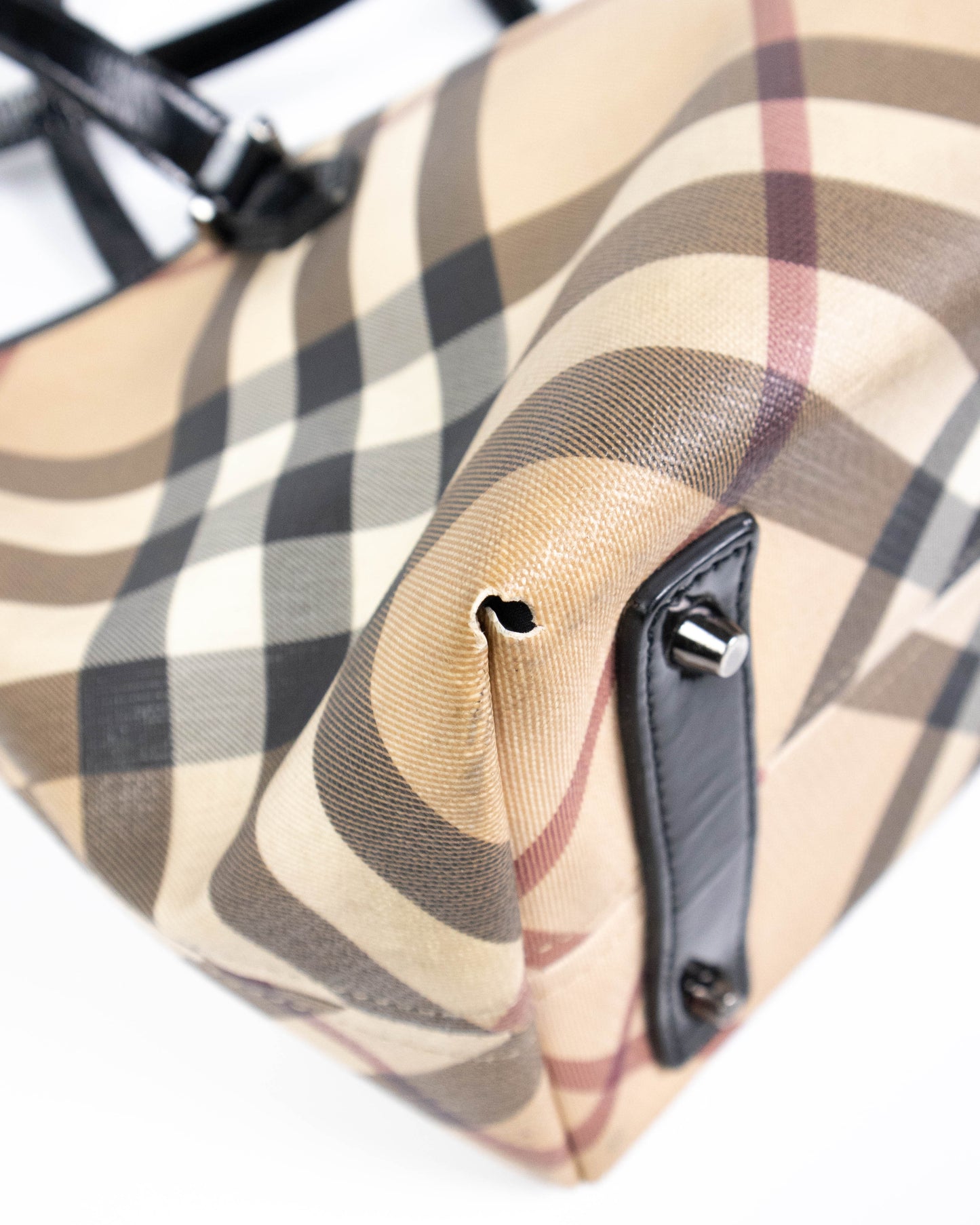 Burberry – Sac à main épaule cabas Supernova (32 x 18 x 23,5 cm)