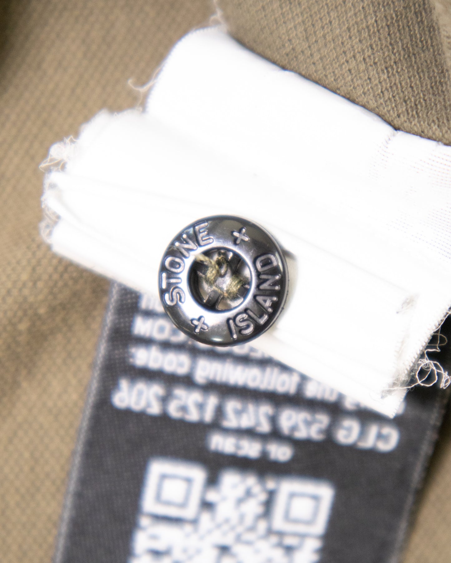 Polo Stone Island kaki